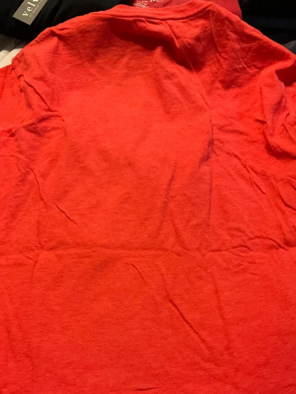 Banana Republic Medium Soft Wash tee Red
